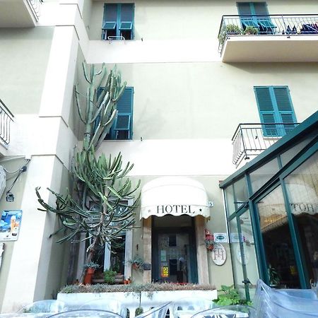 Albergo Torino Albenga Extérieur photo