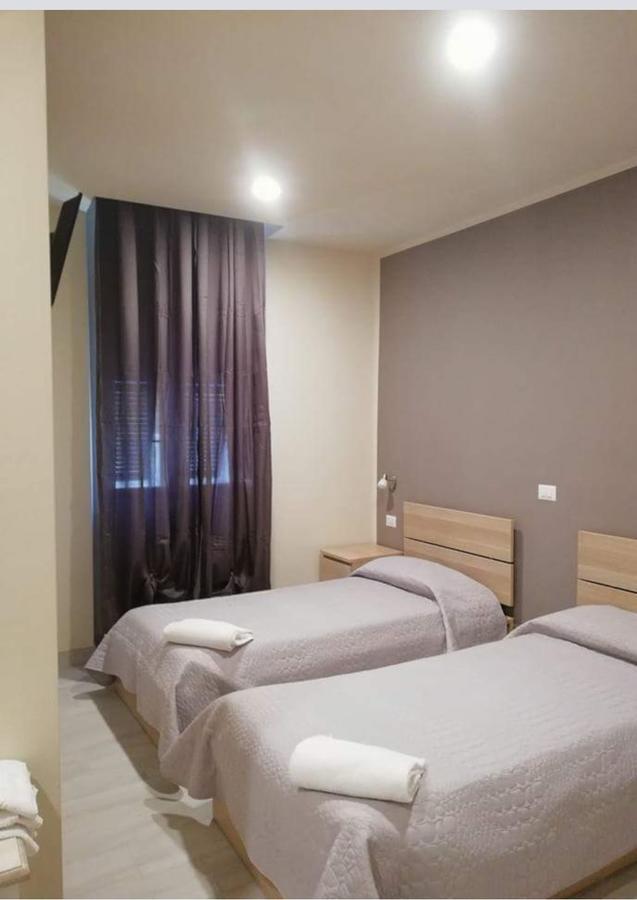 Albergo Torino Albenga Extérieur photo